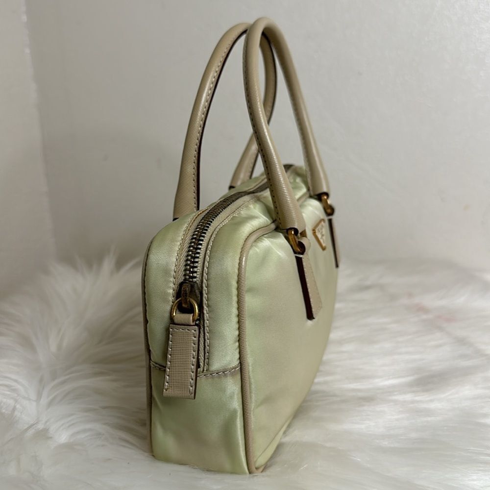 💯Authentic Prada Nylon Handbag🍀 - Picture 3 of 14